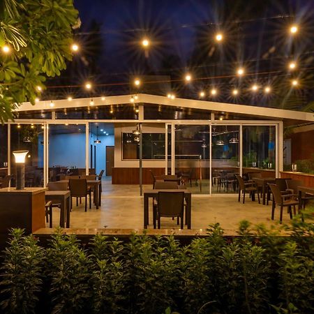 Coco Bliss By Mauli Stays Manor Dış mekan fotoğraf
