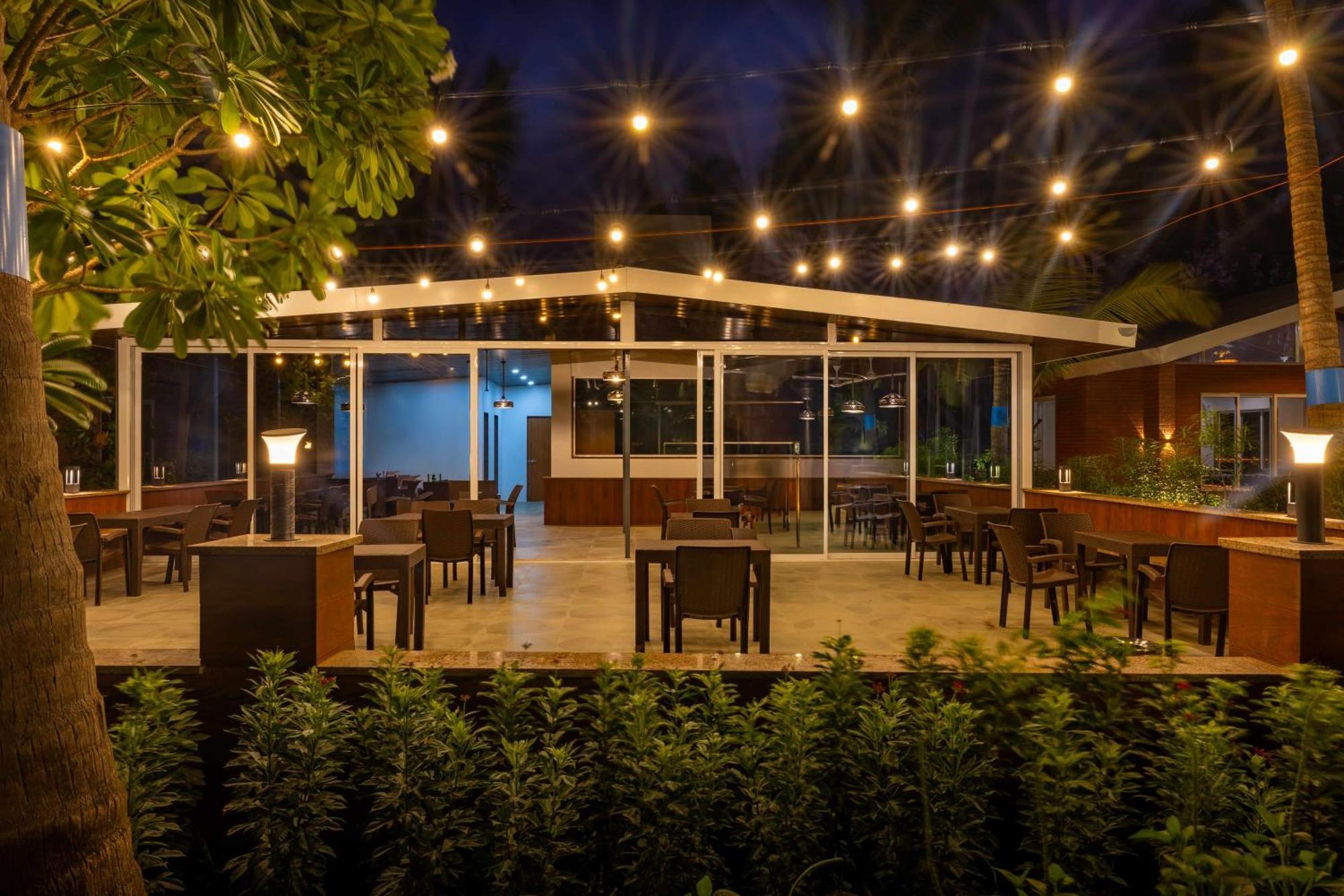 Coco Bliss By Mauli Stays Manor Dış mekan fotoğraf